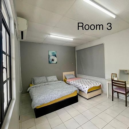 Low Season Promotion! 4B12B Max 19 Pax Party House Ipoh Exterior photo