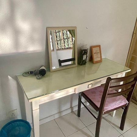 Low Season Promotion! 4B12B Max 19 Pax Party House Ipoh Exterior photo