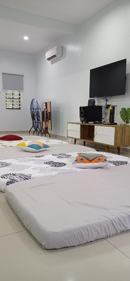 Low Season Promotion! 4B12B Max 19 Pax Party House Ipoh Exterior photo